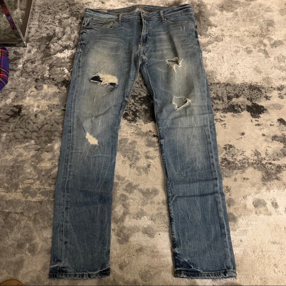 Men's Distressed Jeans